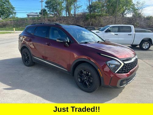 Dawning Red 2023 Kia Sportage S