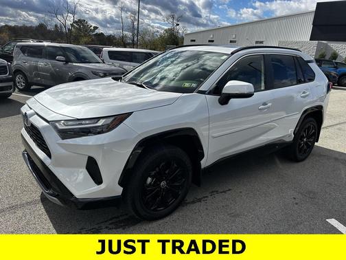 2023 Toyota RAV4 Hybrid SE