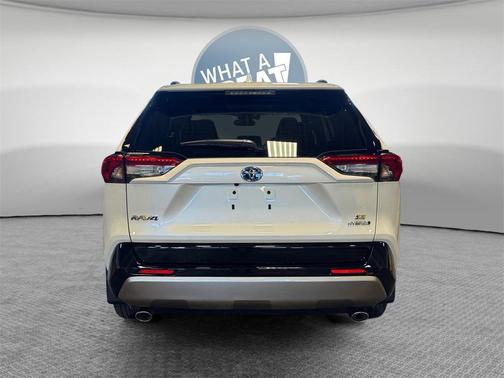 2023 Toyota RAV4 Hybrid SE