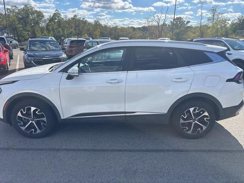 2023 Kia Sportage Hybrid EX