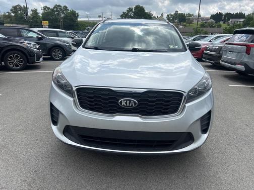 2019 Kia Sorento S