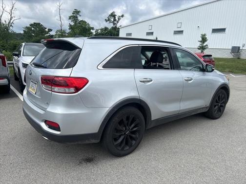 2019 Kia Sorento S