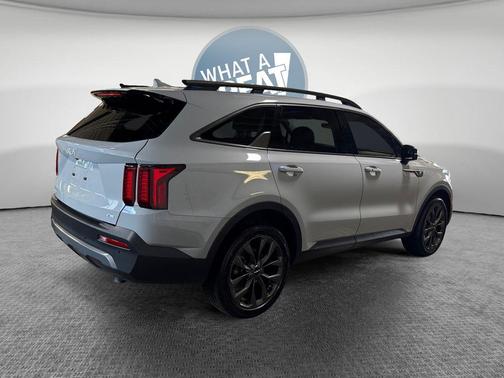 Wolf Gray 2023 Kia Sorento EX