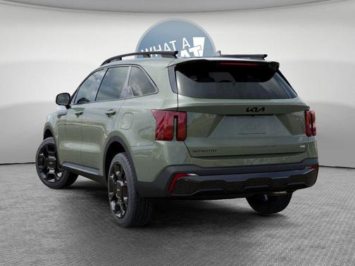 Jungle Green 2026 Kia Sorento SX