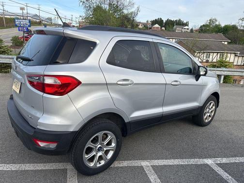 MOONDUST SILVER METALLIC 2019 Ford EcoSport SE