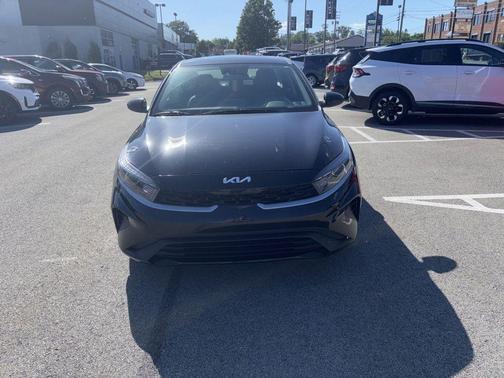 Aurora Black 2024 Kia Forte LXS