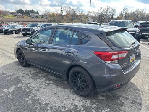 2019 Subaru Impreza 2.0i