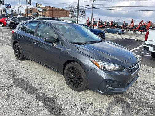 2019 Subaru Impreza 2.0i