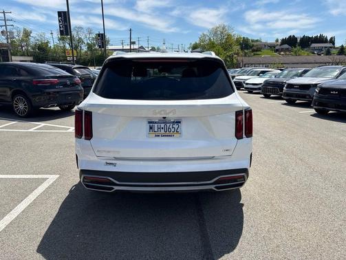 Snow White Pearl 2023 Kia Sorento Hybrid SX Prestige
