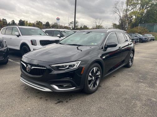 2018 Buick Regal TourX Essence