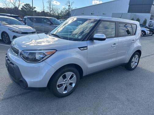 2016 Kia Soul Base