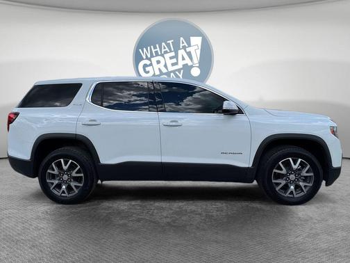 Summit White 2022 GMC Acadia FWD SLE
