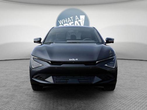 2025 Kia EV6 Wind