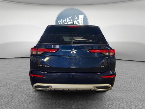 2022 Mitsubishi Outlander SE