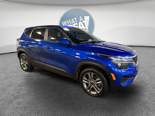 Neptune Blue 2023 Kia Seltos LX