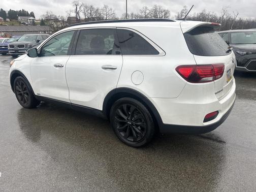2020 Kia Sorento S