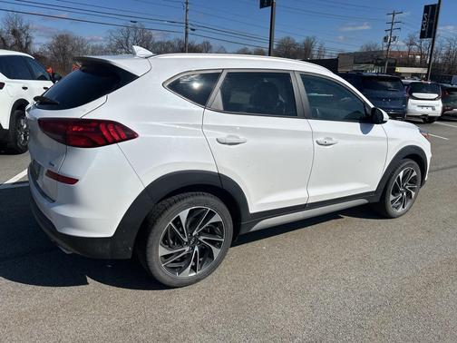 2021 Hyundai TUCSON Sport