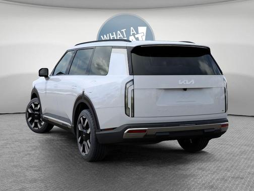Glacial White Pearl 2027 Kia Telluride S