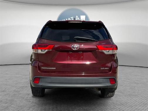 2017 Toyota Highlander LE