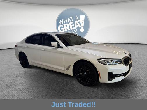 Mineral White Metallic 2022 BMW 530 i xDrive