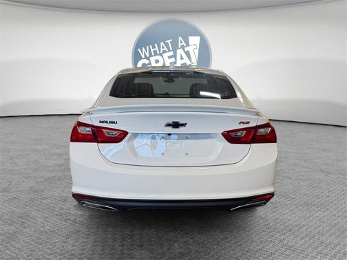 2022 Chevrolet Malibu FWD RS