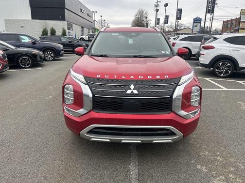 Red Diamond 2022 Mitsubishi Outlander SEL 2.5 S-AWC