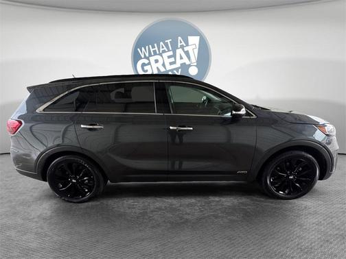 2020 Kia Sorento S