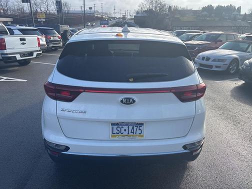 2022 Kia Sportage LX