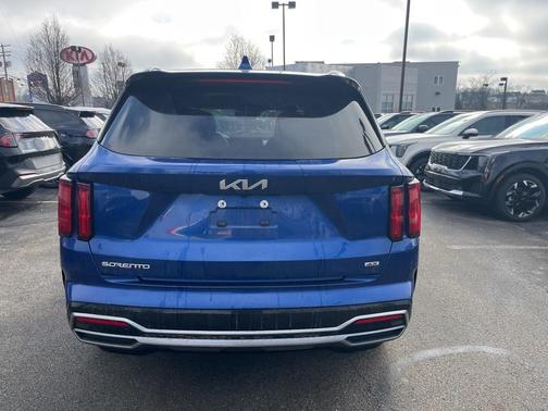 2023 Kia Sorento SX