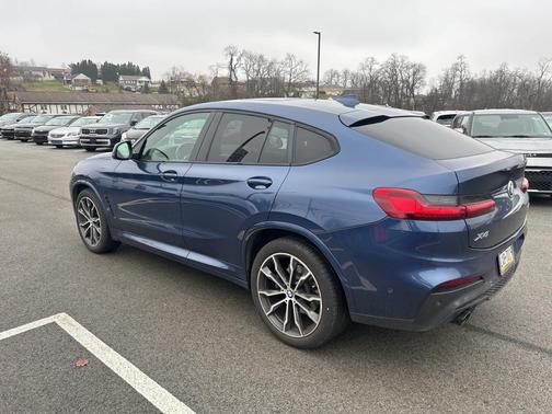 2021 BMW X4 xDrive30i