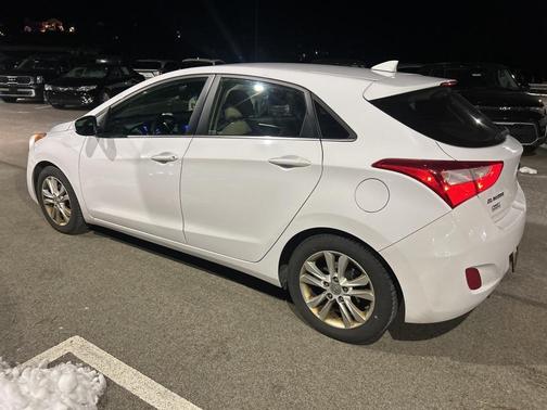 2013 Hyundai Elantra GT Base