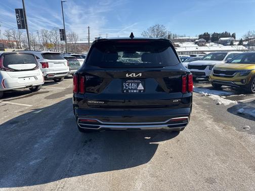 2023 Kia Sorento SX