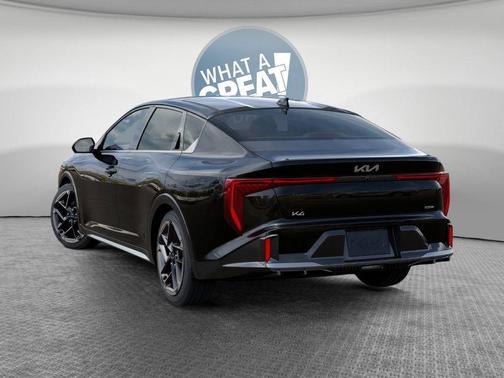 Aurora Black Pearl 2026 Kia K4 GT-Line