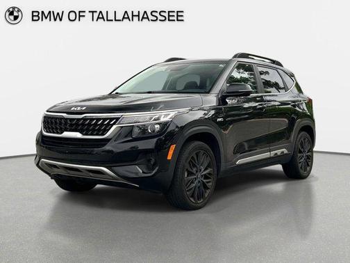 Cherry Black 2022 Kia Seltos Nightfall