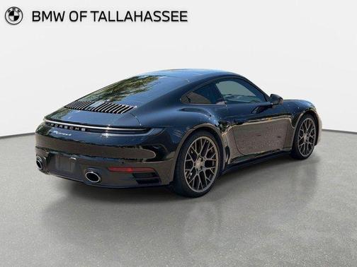 2021 Porsche 911 Carrera 4