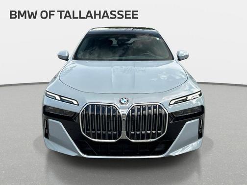 Gray Metallic 2025 BMW 740 i xDrive