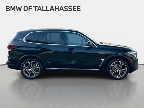 Black Sapphire 2024 BMW X5 xDrive40i