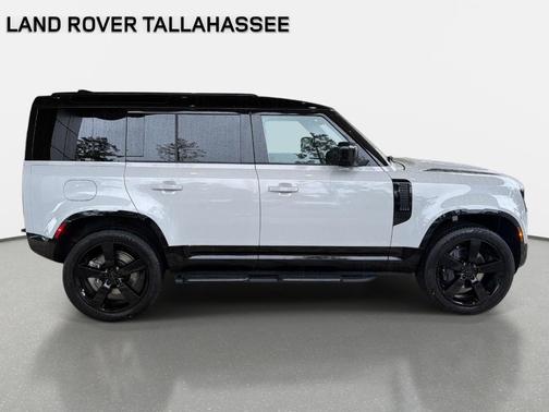 Borasco Grey 2026 Land Rover Defender P400 X-Dynamic SE