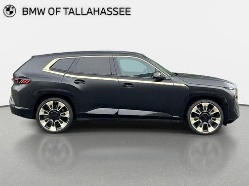 Black Sapphire Metallic 2023 BMW XM Base