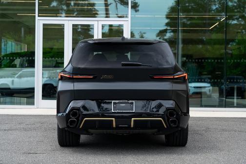 Black Sapphire 2023 BMW XM Base