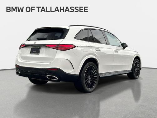 Polar White 2026 Mercedes-Benz GLC 300 Base