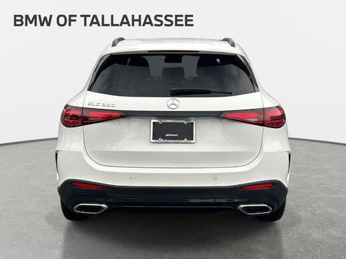 Polar White 2026 Mercedes-Benz GLC 300 Base