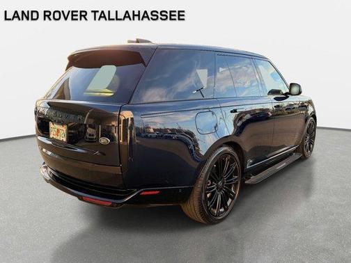 Portofino Blue 2023 Land Rover Range Rover P400 SE