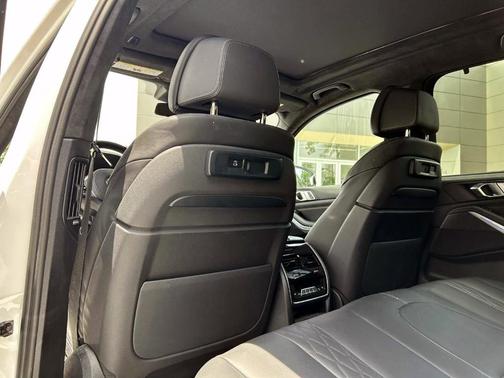 Alpine White 2023 BMW X5 xDrive40i