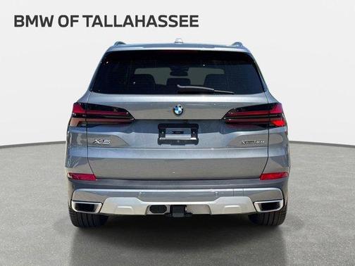 Gray 2024 BMW X5 xDrive40i