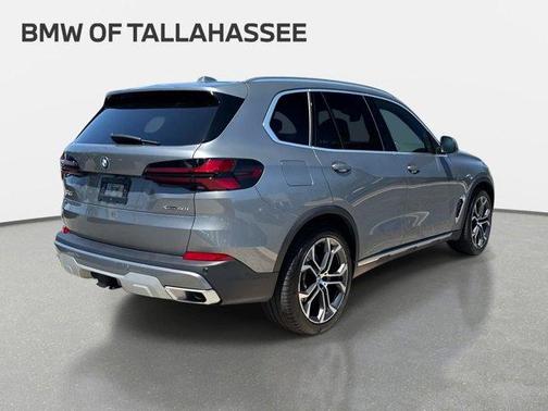 Gray 2024 BMW X5 xDrive40i