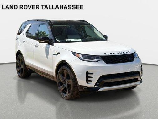 Fuji White 2026 Land Rover Discovery Dynamic SE