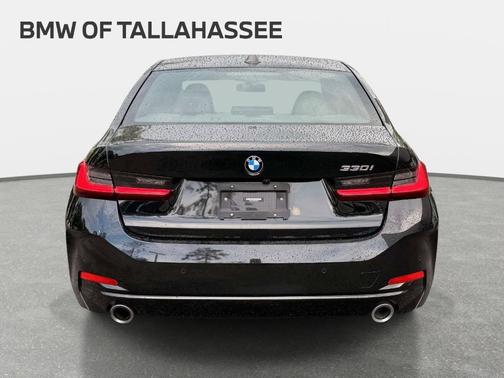 Black Sapphire 2023 BMW 330 i