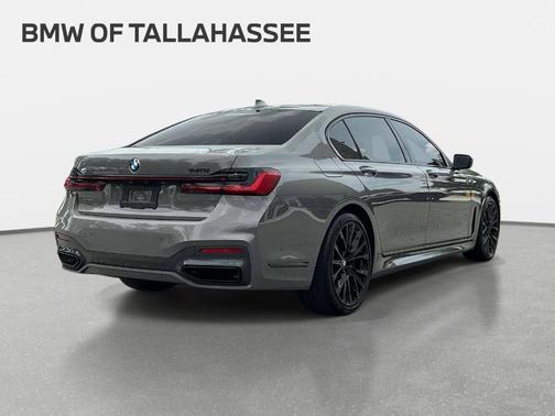 Gray 2021 BMW 740 i