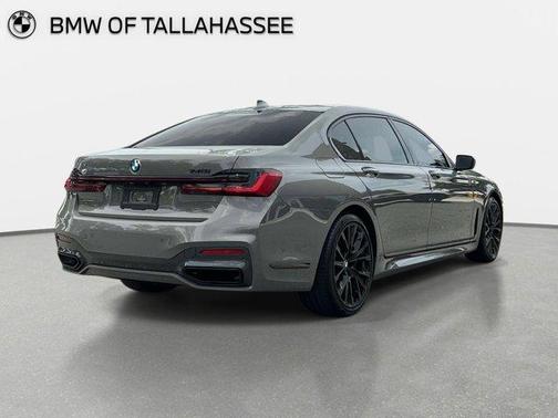 Bernina Gray Amber Effect 2021 BMW 740 i